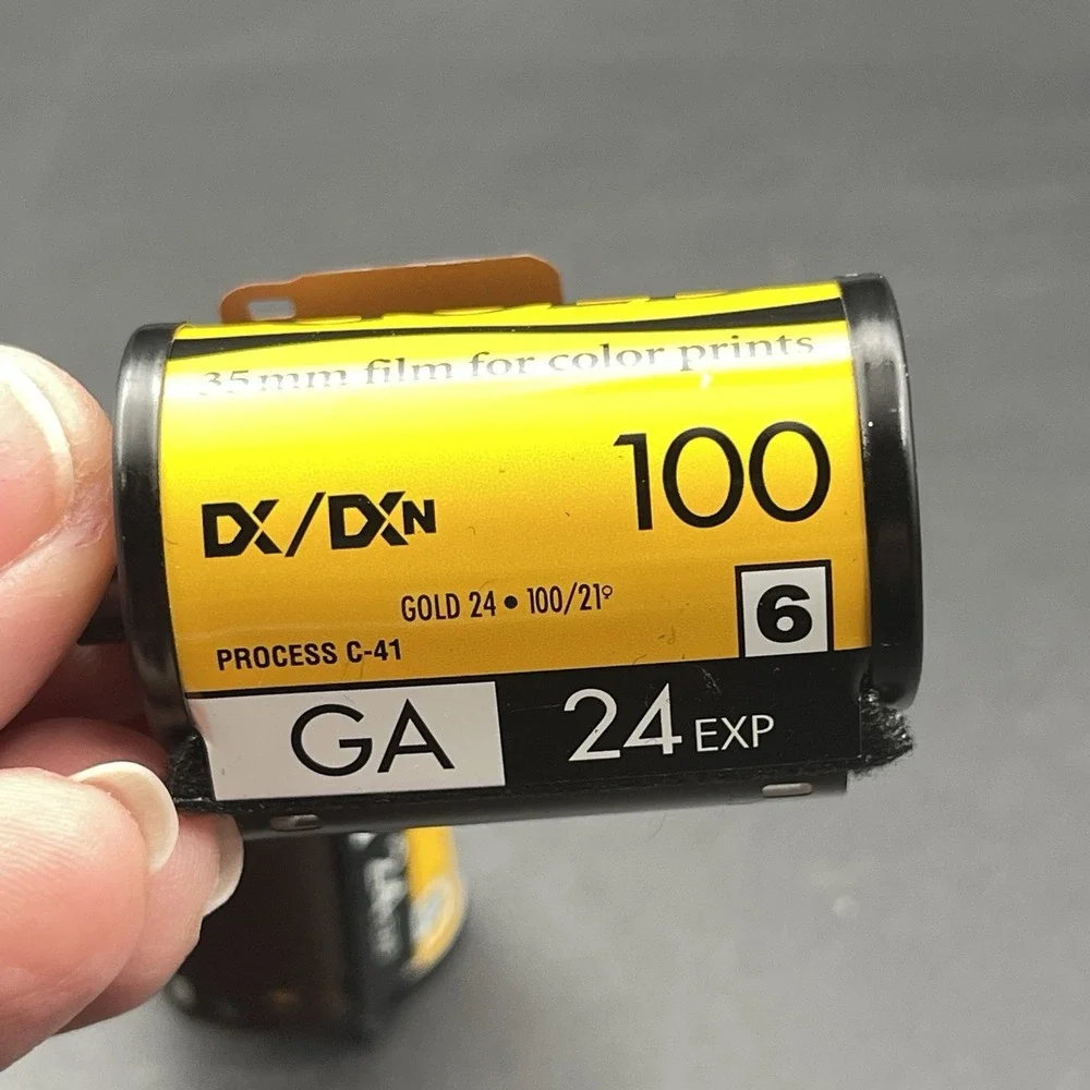 Lot of 2 Kodak Gold 100 35mm Color Print Film 24 Exposure DX C-41‎